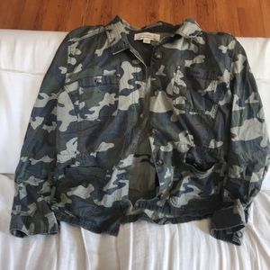 Caslon camo light jacket sz XL
